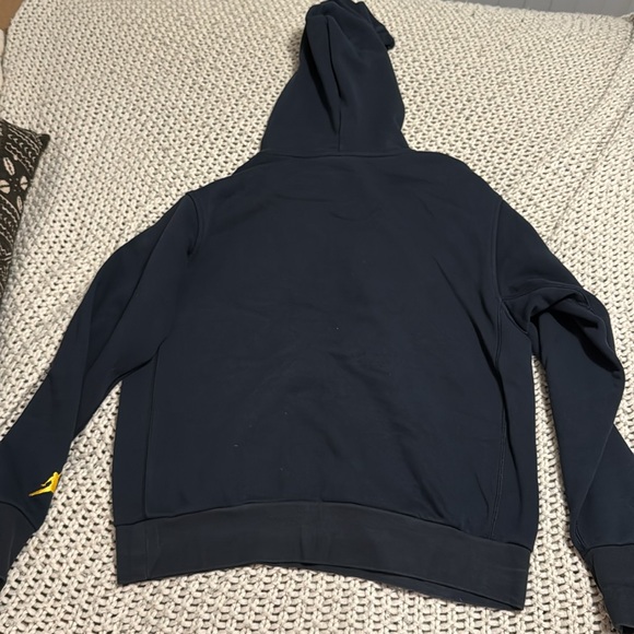 Atlanta Hawks NBA Jordan Sweatshirt - Picture 5 of 5